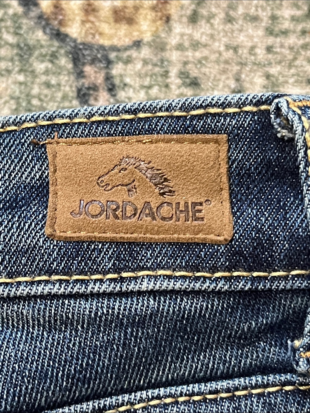 Jordache Women’s Blue High Rise Straight Jeans. Size 12 - Picture 2 of 4